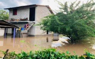 Alerta verde en 8 departamentos por lluvias que ya dejan inundaciones y zonas incomunicadas