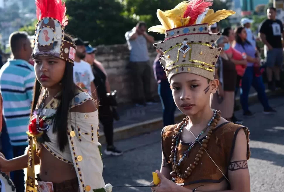 Honduras conmemora con gran pompa el 202º aniversario de Independencia