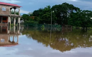 Lluvias continuarán y advierten nuevas inundaciones en Costa de los Amates