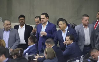 Nacionalistas denuncian que el gobierno prepara “casos ficticios de corrupción” para perseguirlos