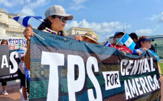 EEUU ha dejado a hondureños con TPS «a la deriva» y sin camino a la residencia, dice grupo