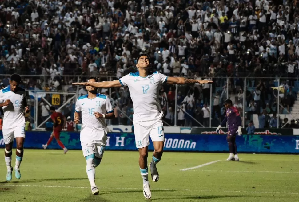 Luis Palma estará en el once inicial de "La Bicolor" en el duelo de esta noche ante Cuba. FOTO: Leonel Estrada.