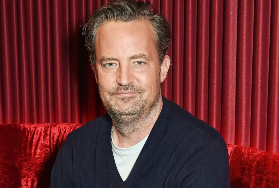 Fotografía de archivo del actor Matthew Perry, de Friends, durante una alfombra roja en Beverly Hills