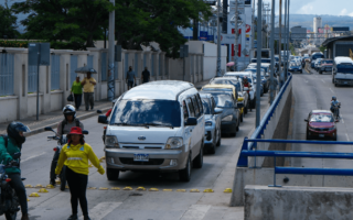 Anuncian nuevas medidas para aliviar el tráfico vehicular en la capital