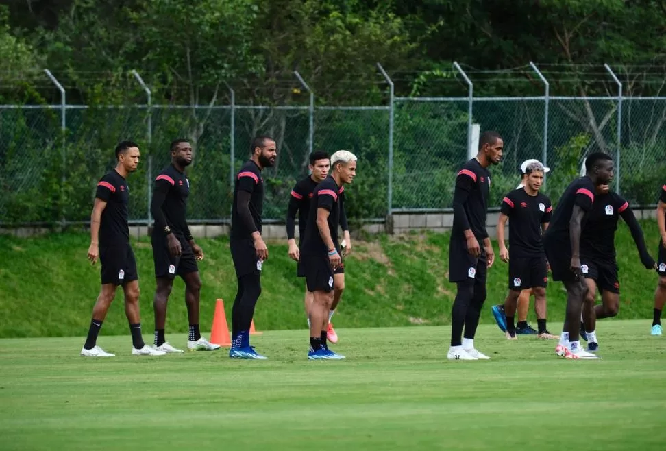 Entrenamiento de Olimpia. FOTO: Leonel Estrada.