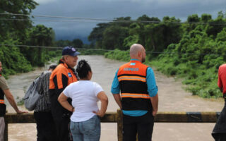 Copeco pide calma a la población ante posible formación de un huracán