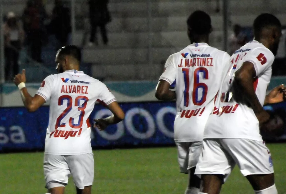 Olimpia continúa dominando el torneo con paso perfecto, Marathón y Motagua pelean el segundo puesto