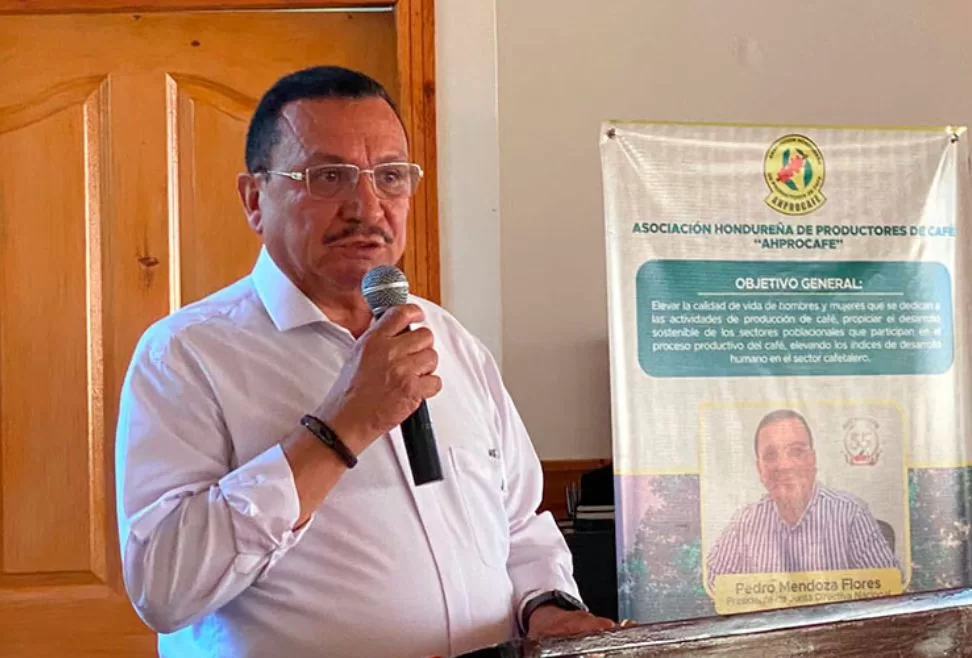 El presidente de Ahprocafé, Pedro Mendoza, anunció que el sector del café en Honduras se enfrenta a desafíos considerables en el año 2023, 