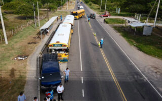 Autoridades nuevamente retienen buses con simpatizantes del BOC