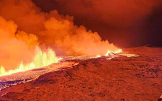 La actividad volcánica sigue reduciéndose tras la erupción de esta noche en Islandia