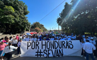 Otra nutrida marcha del BOC: ahora en Olanchito, Yoro