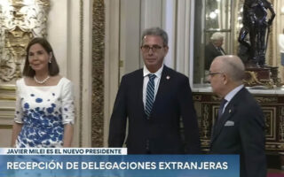 Vicepresidente hondureño dice en Argentina que en «democracia se respetan otras opiniones»