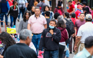 Autoridades sanitarias piden no alarmar a la población por casos COVID reportados