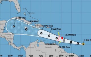 Honduras en alerta por Huracán Beryl: Declarada alerta verde en 8 departamentos