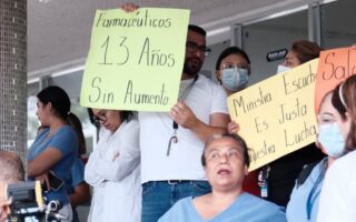 Colegio Médico y gremios en paro de labores a nivel nacional (video)