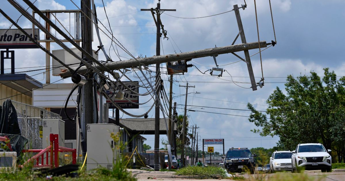 Huracán Beryl deja a Houston sin luz