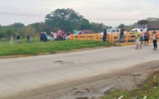 Protestas en La Lima por apagones y pérdidas comerciales