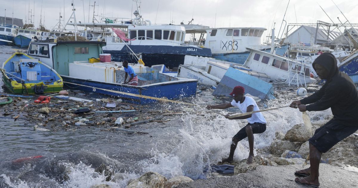 Huracán Beryl: devastación en el Caribe, rumbo a Jamaica.