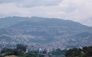 Onda tropical y polvo del Sahara afectan el clima en Honduras