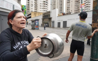 Cacerolazos tras proclamación de Maduro; votantes aseguran «ganó la tiranía»