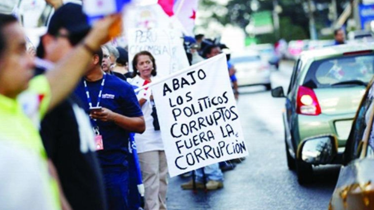 CNA lanza una línea telefónica y un formulario para que los ciudadanos participen activamente en la lucha contra la corrupción