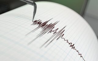 Terremoto de 7,1 en Japón activa alerta de Tsunami