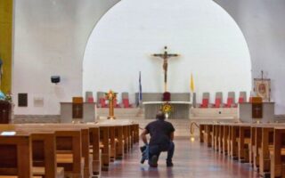 Detienen sacerdote en Nicaragua