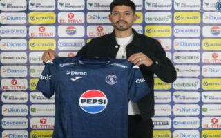 Motagua presenta nuevo fichaje, Sebastián Cardozo ya viste la camisa azul