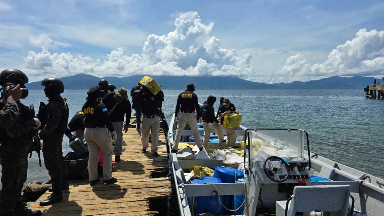 Desmantelan red de tráfico de drogas en el Caribe hondureño