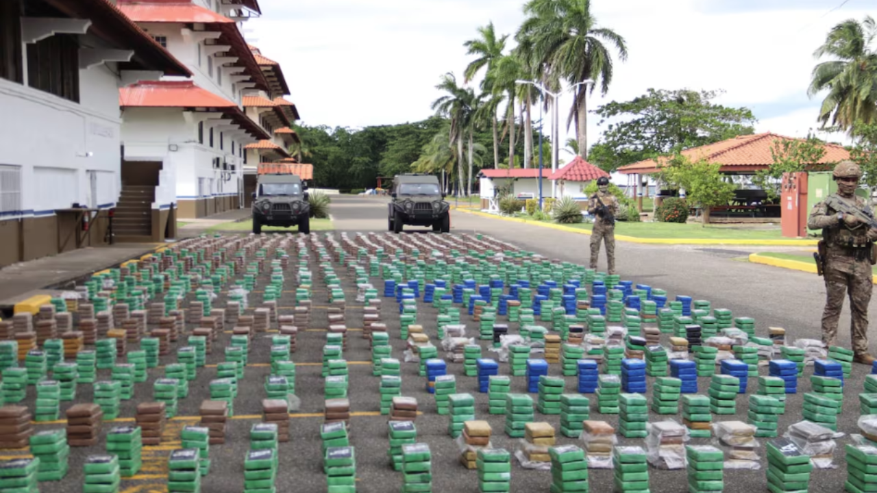 Decomisan en puerto panameño 4,4 toneladas de cocaína con destino a España