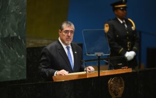 Presidente de Guatemala rechaza en la ONU represión en Nicaragua y Venezuela