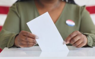 Ciudades latinas de Pensilvania pueden decidir elecciones en EE.UU.