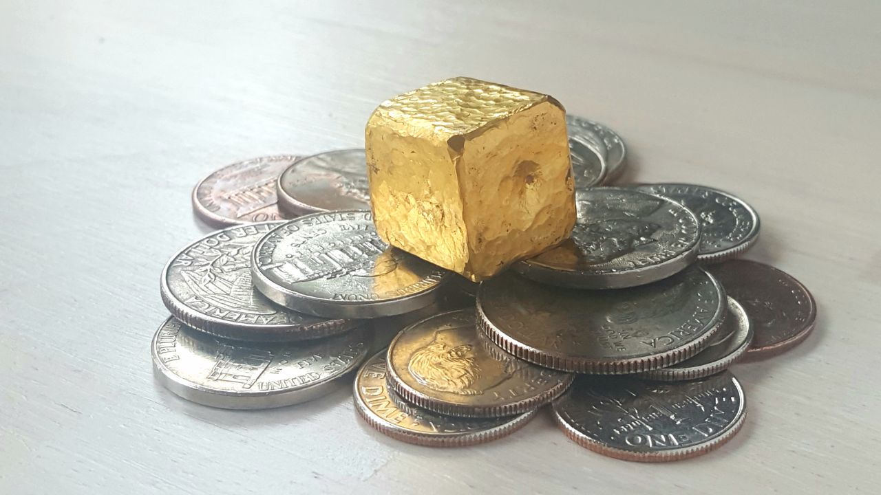 l oro alcanza un récord de $2.781 la onza en EE.UU. UU