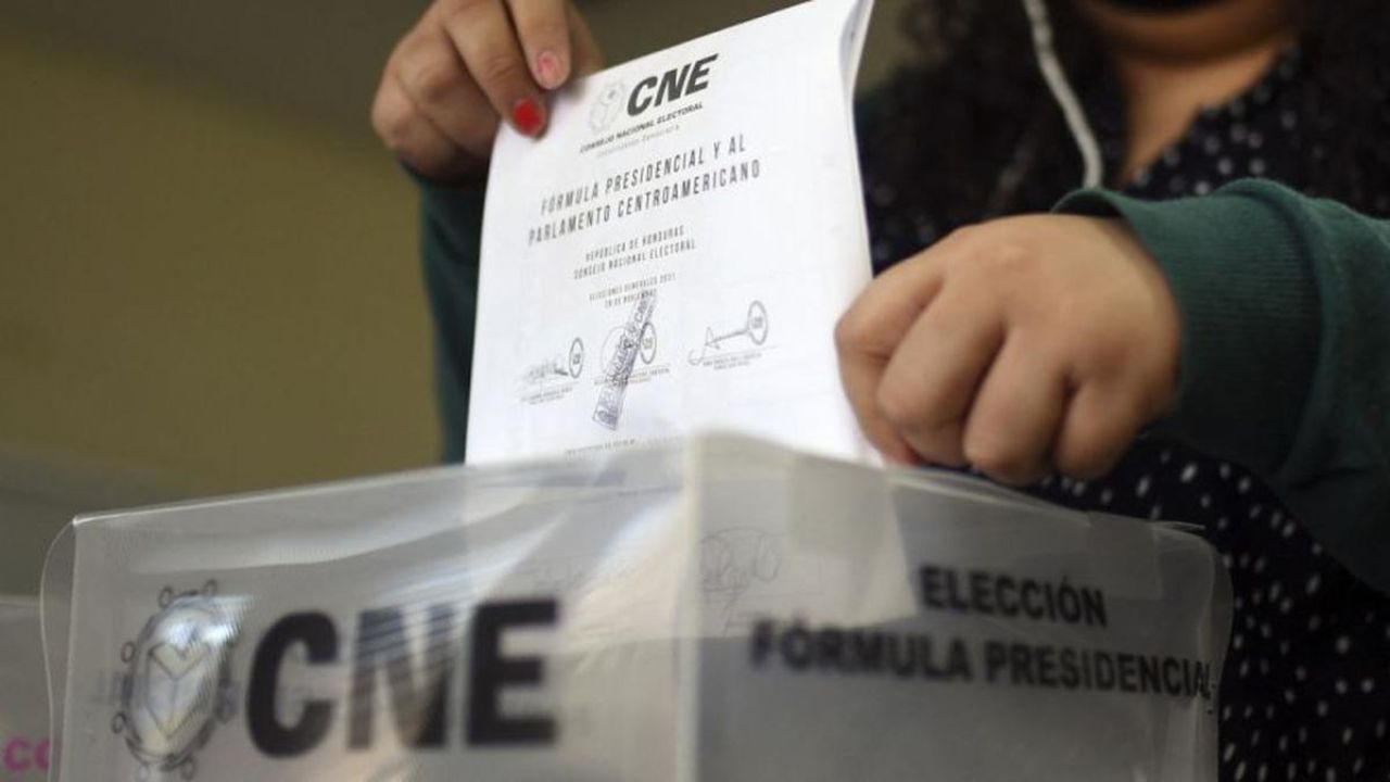 CNE alerta sobre inconsistencias en registros de electores del RNP