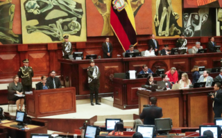 Congreso de Ecuador enjuicia a ministra del Interior por crisis de seguridad