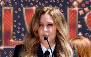 Lisa Marie Presley mantuvo el cadáver de su hijo congelado por meses en su casa