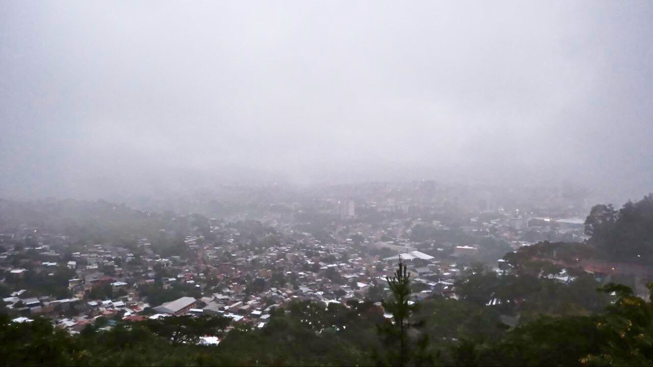 Lluvias y temperaturas frescas afectan todo Honduras