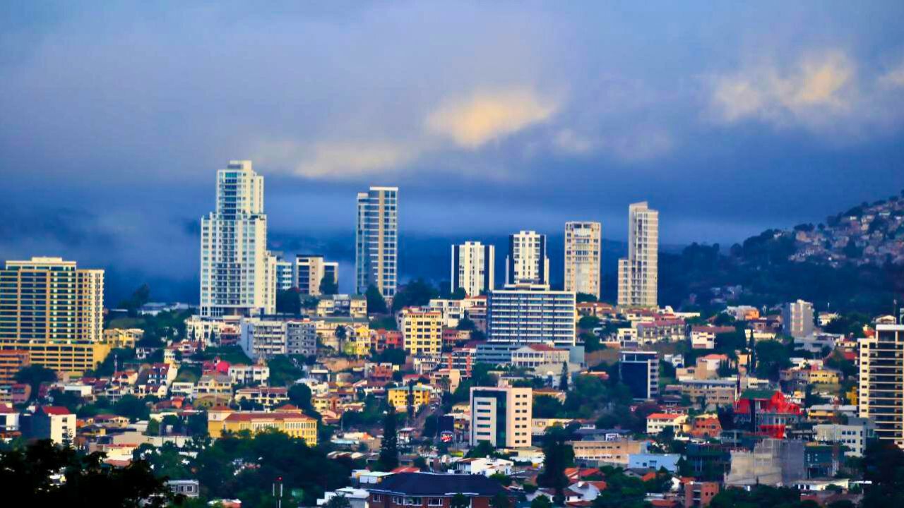 Huracán Rafael: lluvias continuas afectan Honduras