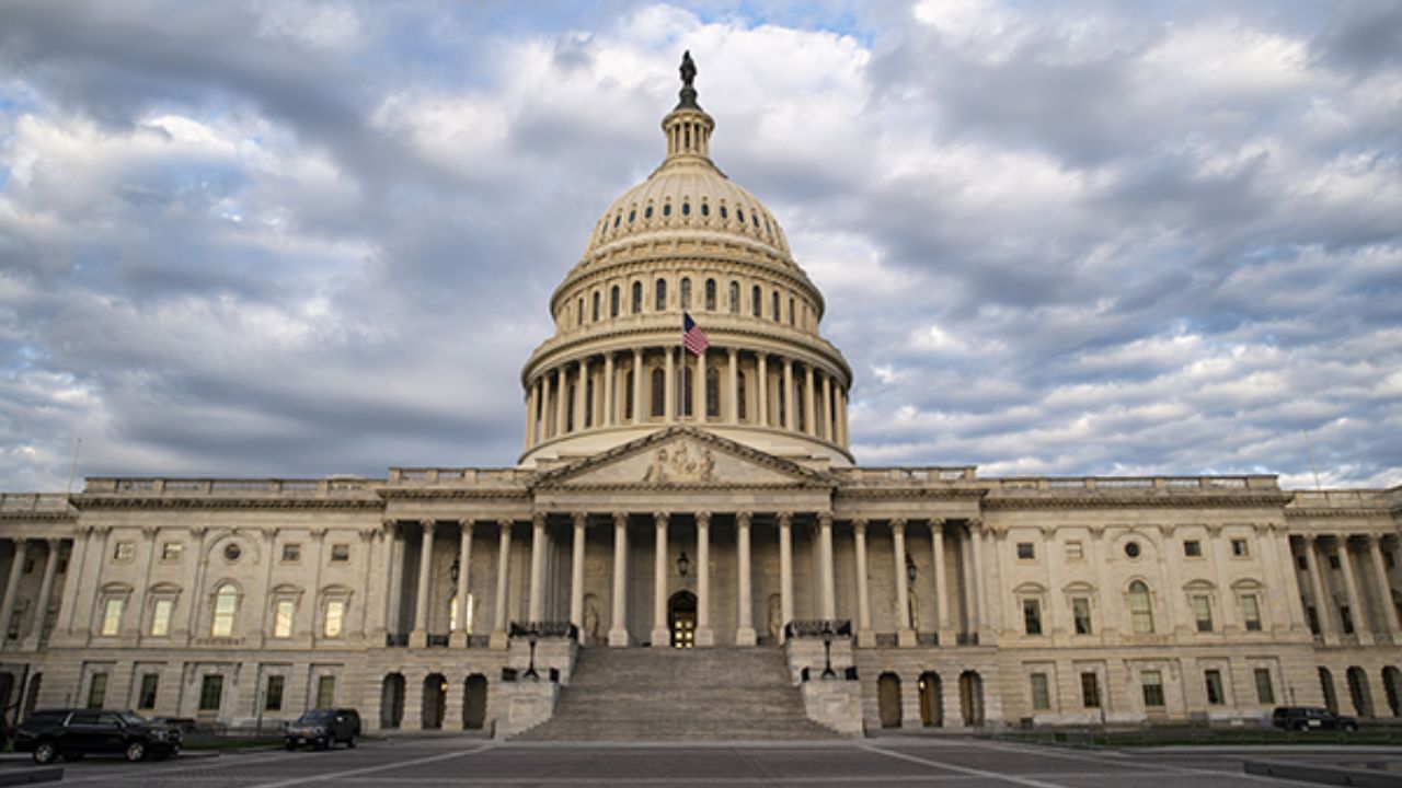 Republicanos se acercan al control total del Congreso