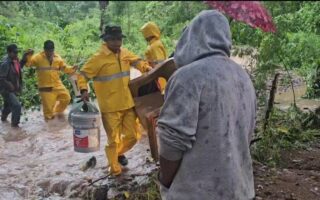 Tormenta Sara deja más de 20 mil afectados en Honduras