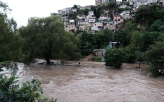 Depresión tropical Sara deja cuatro muertos y al menos 120,000 afectados en Honduras