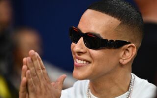 Daddy Yankee le da gracias a Dios por compartir con sus hijas