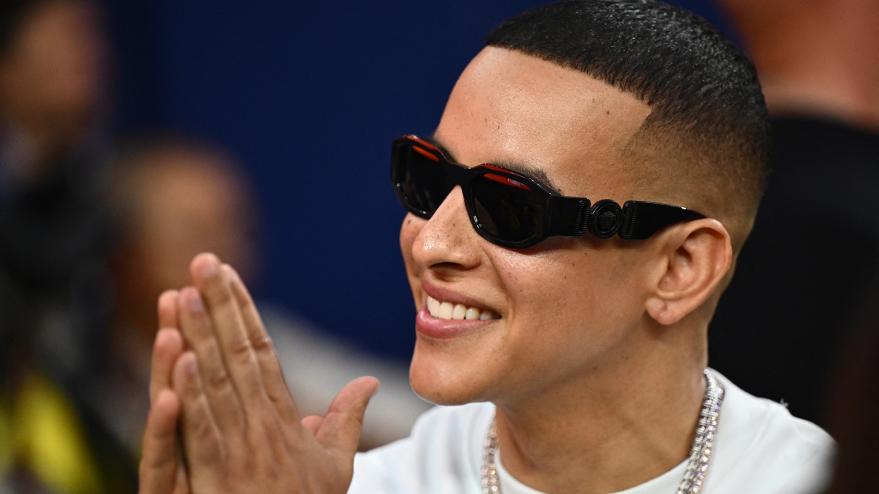 Daddy Yankee le da gracias a Dios por compartir con sus hijas