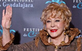 La actriz Silvia Pinal está hospitalizada