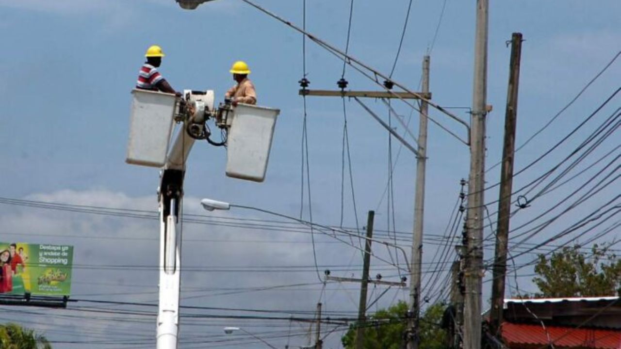 CREE: Aumento de tarifas eléctricas para el primer trimestre de 2025