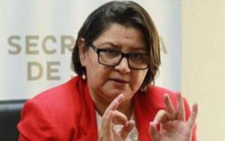 Carla Paredes: la situación del IHSS se resuelve en poco tiempo porque «hay dinero»