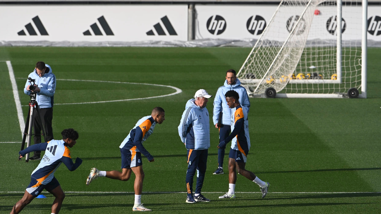 Courtois y Alaba, fuera de la convocatoria ante el Celta