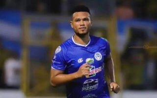 Rolando Blackburn dice adiós al Victoria