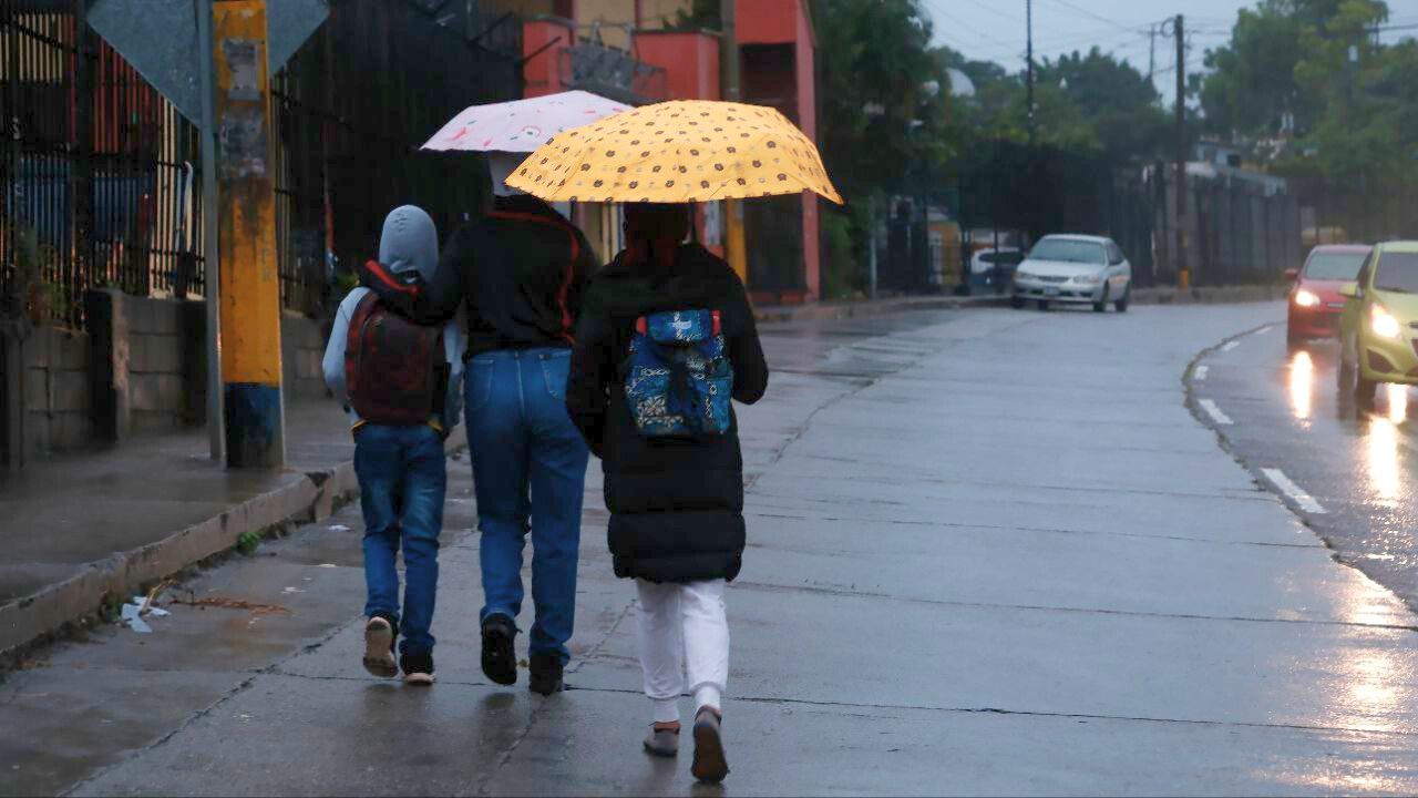 Lluvias y oleaje en Honduras: pronóstico para el 3 de enero